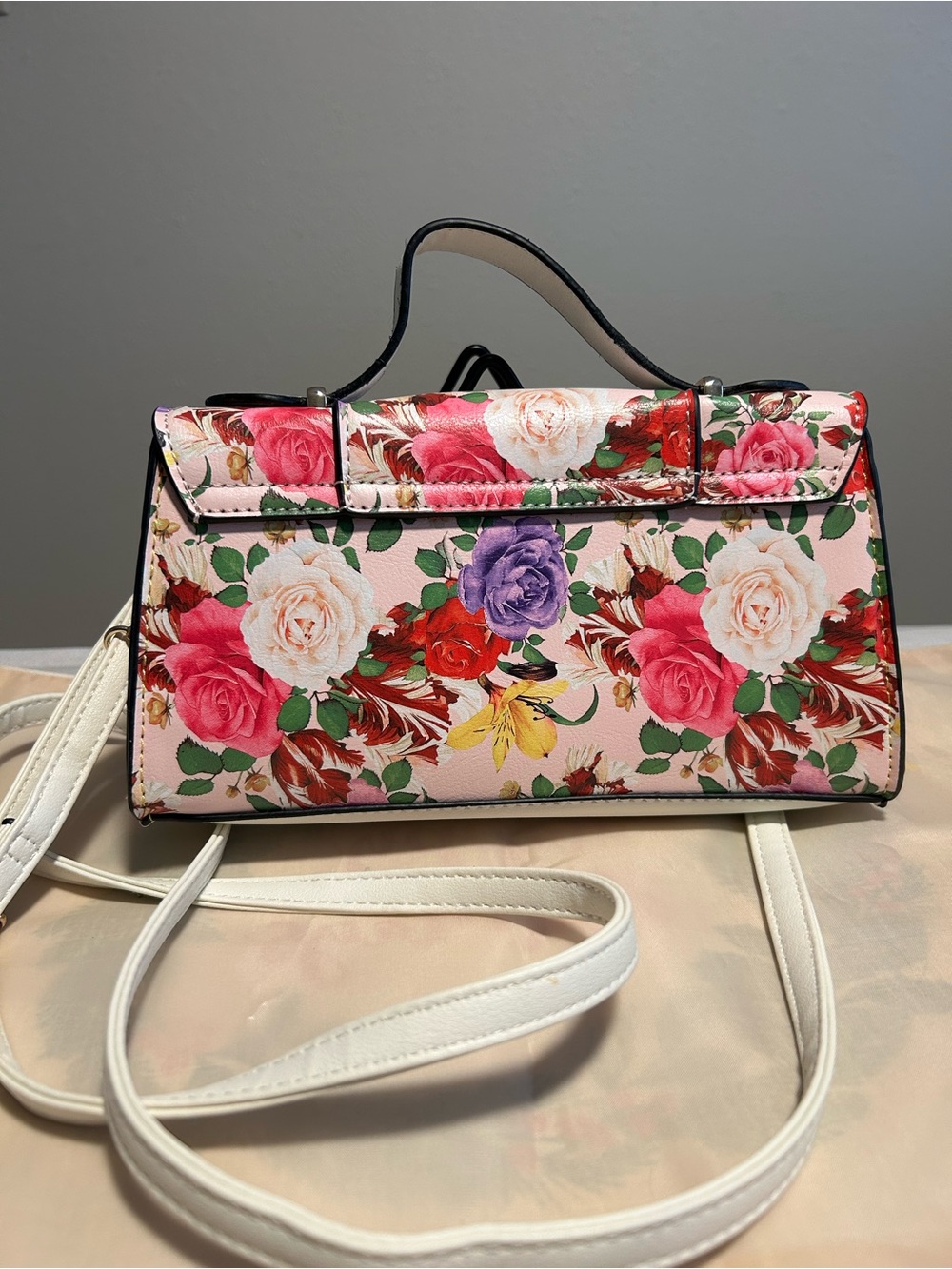 Floral Print Yellow Accent Top-Handle Crossbody Bag - Picture 3 of 6